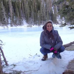 Meet your Posher, Raquel